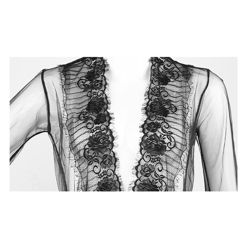 セクシーガウンとブラ&Tバックショーツ