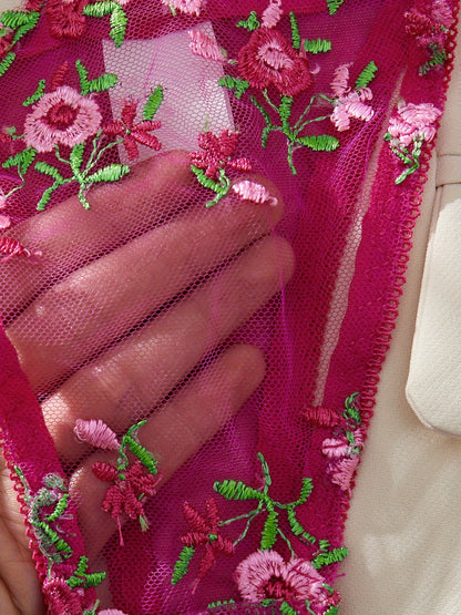 花柄刺繍×セミシアーのメッシュランジェリーセット