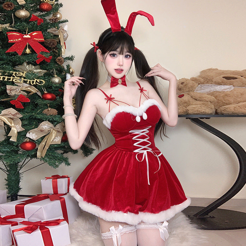 ベロア素材×ファー付きのサンタ風ワンピースコスチューム