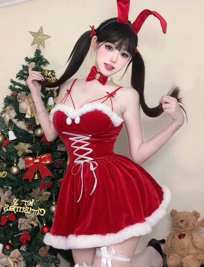 ベロア素材×ファー付きのサンタ風ワンピースコスチューム