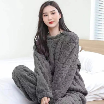 コーラルフリース×厚手仕様のあったかパジャマセット