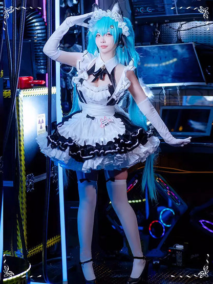 メイド風デザイン×ドレスタイプのコスプレコスチューム