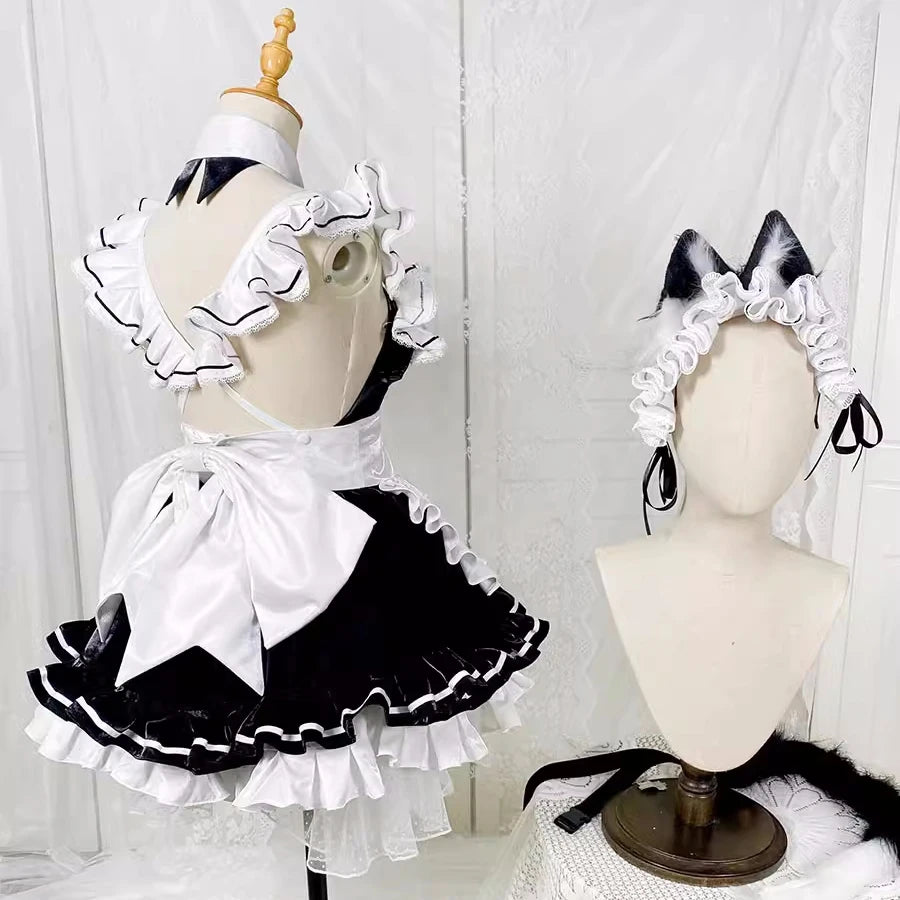 メイド風デザイン×ドレスタイプのコスプレコスチューム