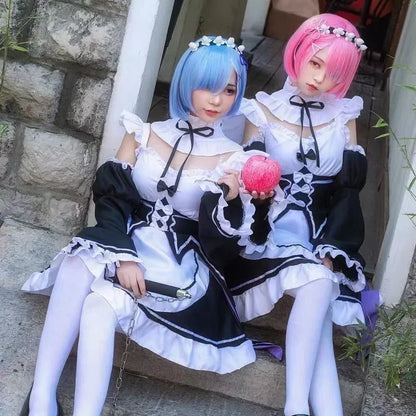 フリルデザイン×ロリータ風シルエットのメイドコスチュームトップ
