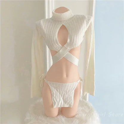 タートルネック×フロント開きデザインのニットランジェリートップス
