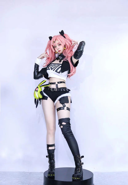 フルセット構成×ウィッグキャラクターコスプレ衣装