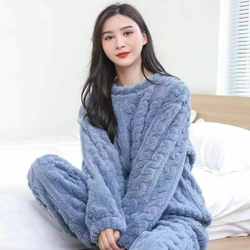 コーラルフリース×厚手仕様のあったかパジャマセット