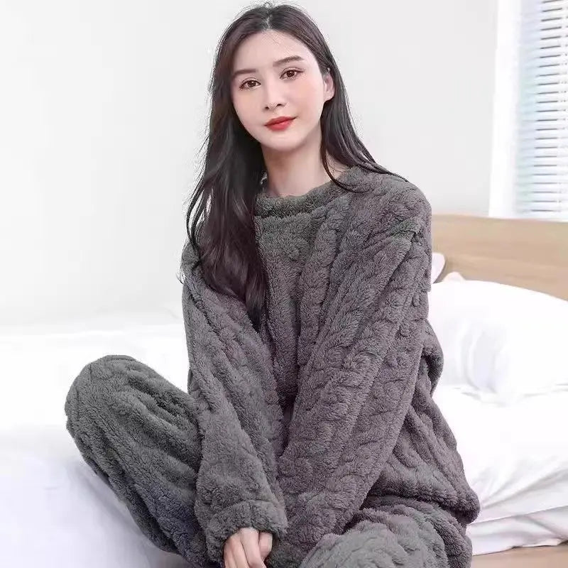 コーラルフリース×厚手仕様のあったかパジャマセット