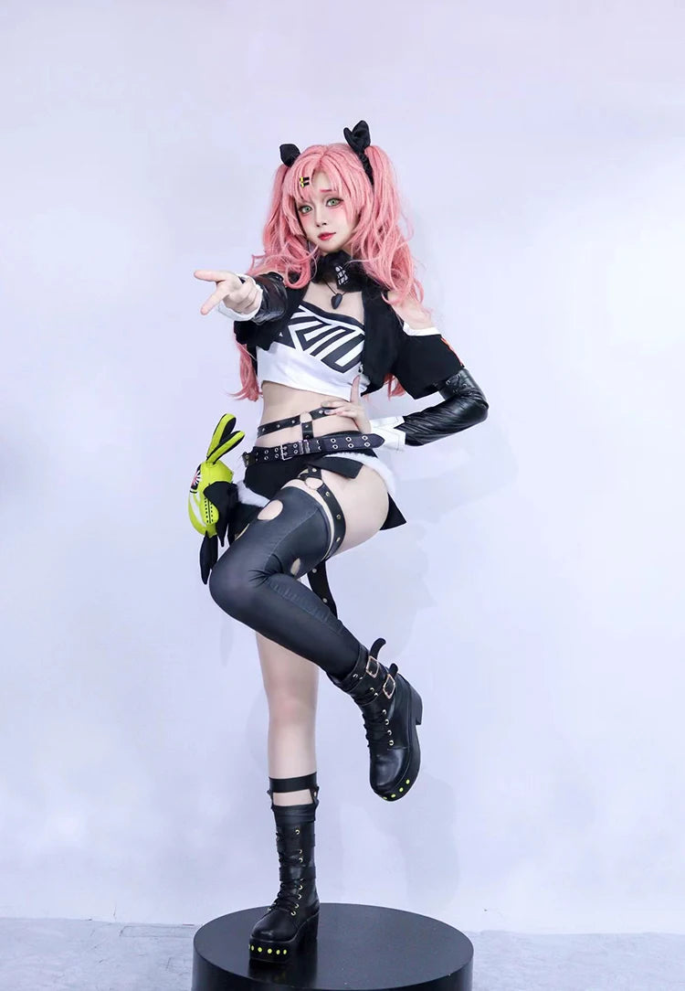 フルセット構成×ウィッグキャラクターコスプレ衣装