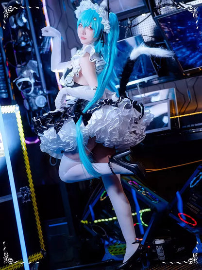 メイド風デザイン×ドレスタイプのコスプレコスチューム