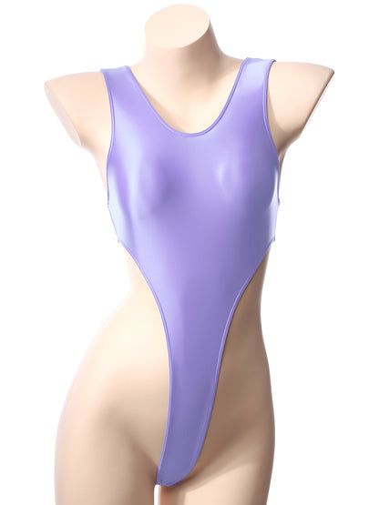 バックレス×ハイカットの光沢ワンピーススイムウェア