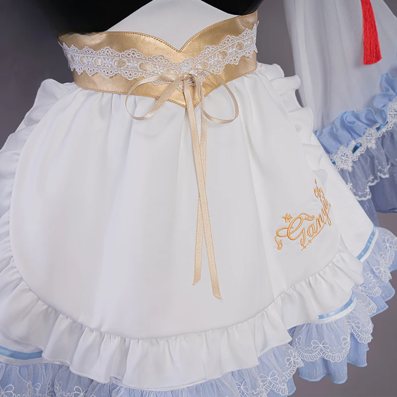 メイド風デザイン×フリル装飾のコスプレドレス