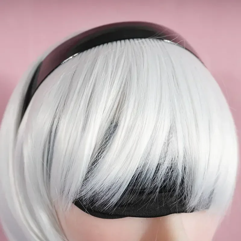 カットアウトデザイン×ボディスーツ構造のコスプレコスチューム