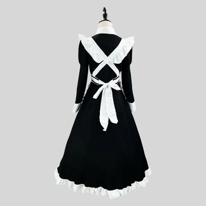 ロング丈×長袖デザインのメイド風コスチュームワンピース