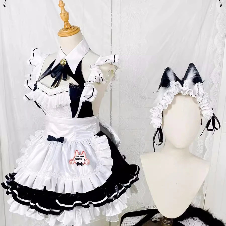 メイド風デザイン×ドレスタイプのコスプレコスチューム