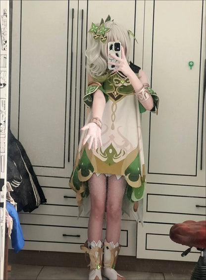 ドレスデザイン×ウィッグ付きのコスプレコスチュームセット