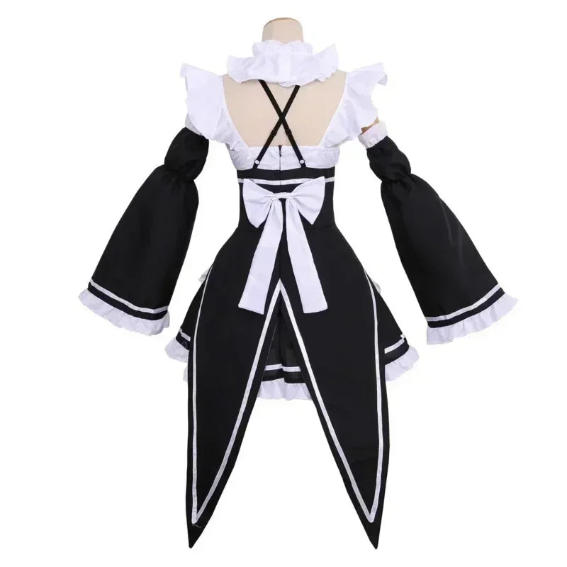 フリルデザイン×ロリータ風シルエットのメイドコスチュームトップ