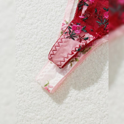 レッド＆ピンク刺繍ランジェリー2セット