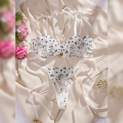 ダブルレース刺繍ランジェリーセット セミシアー＆エキゾチックデザイン