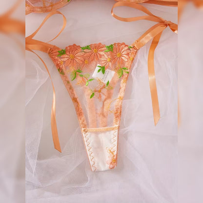 ダブルレース刺繍ランジェリーセット セミシアー＆エキゾチックデザイン