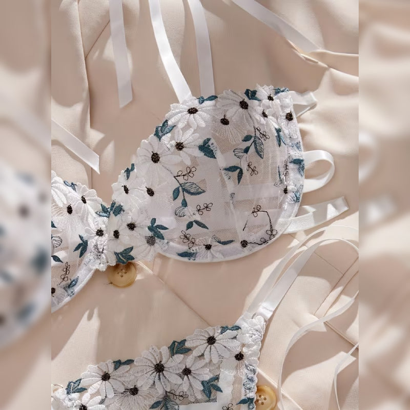 ダブルレース刺繍ランジェリーセット セミシアー＆エキゾチックデザイン