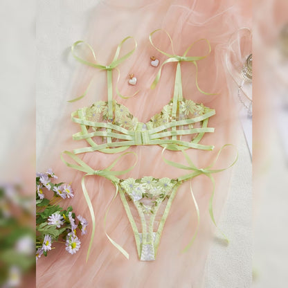 ダブルレース刺繍ランジェリーセット セミシアー＆エキゾチックデザイン