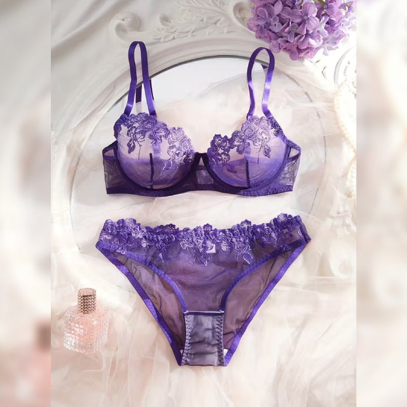 刺繍ブラ＆トライアングルパンティー セクシーランジェリーセット