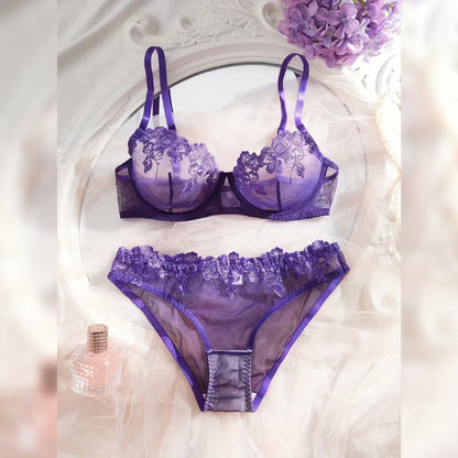 刺繍ブラ＆トライアングルパンティー セクシーランジェリーセット