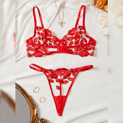 リップ刺繍ブラ＆Tバック セクシーランジェリーセット