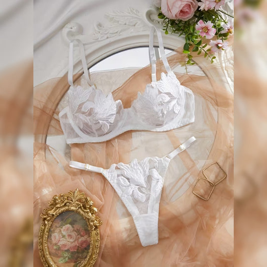 フローラル刺繍ランジェリーセット エレガント＆セクシーインティメイトウェア