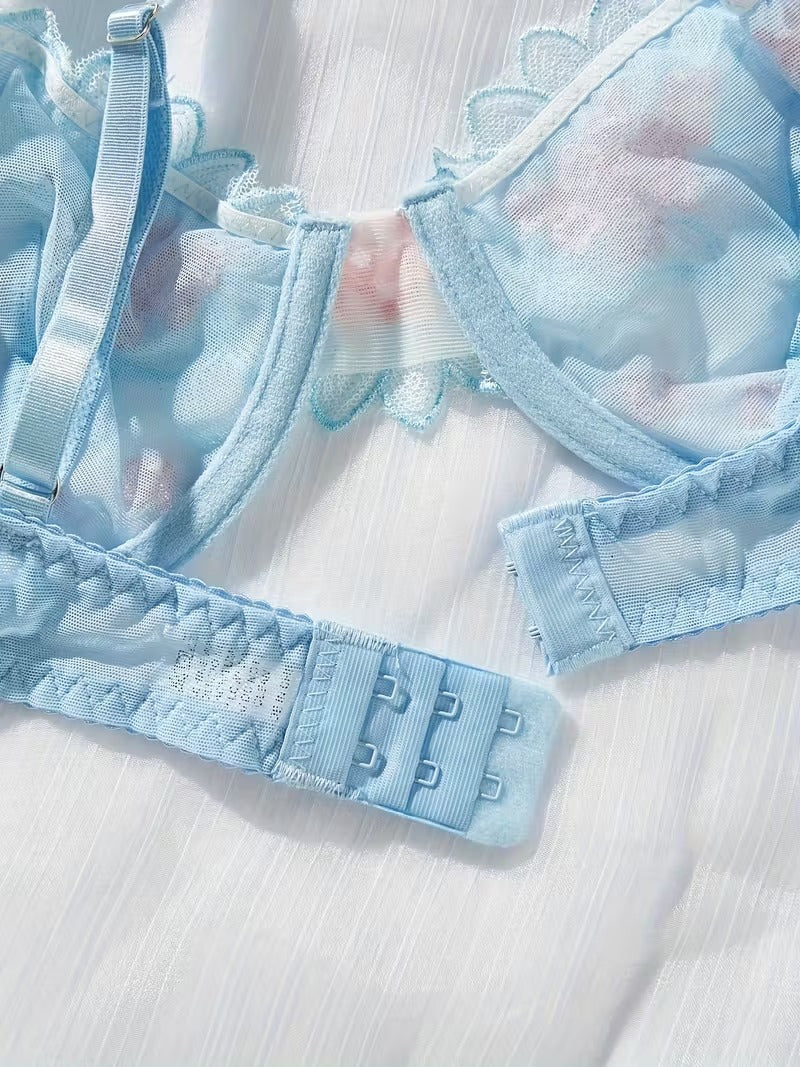 ライトブルー刺繍ランジェリーセット