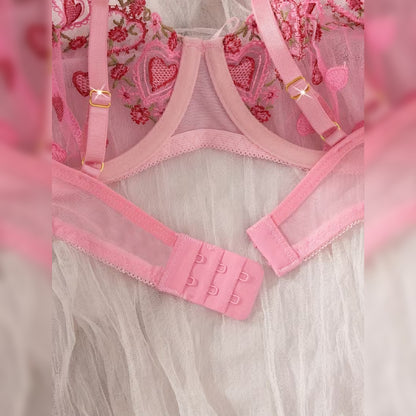 ハート刺繍シースルーブラ＆Tバック セクシーランジェリーセット