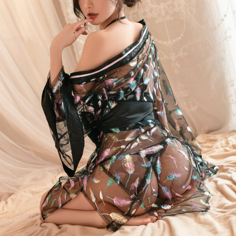 透けブラ＆ショーツ付きミニ着物